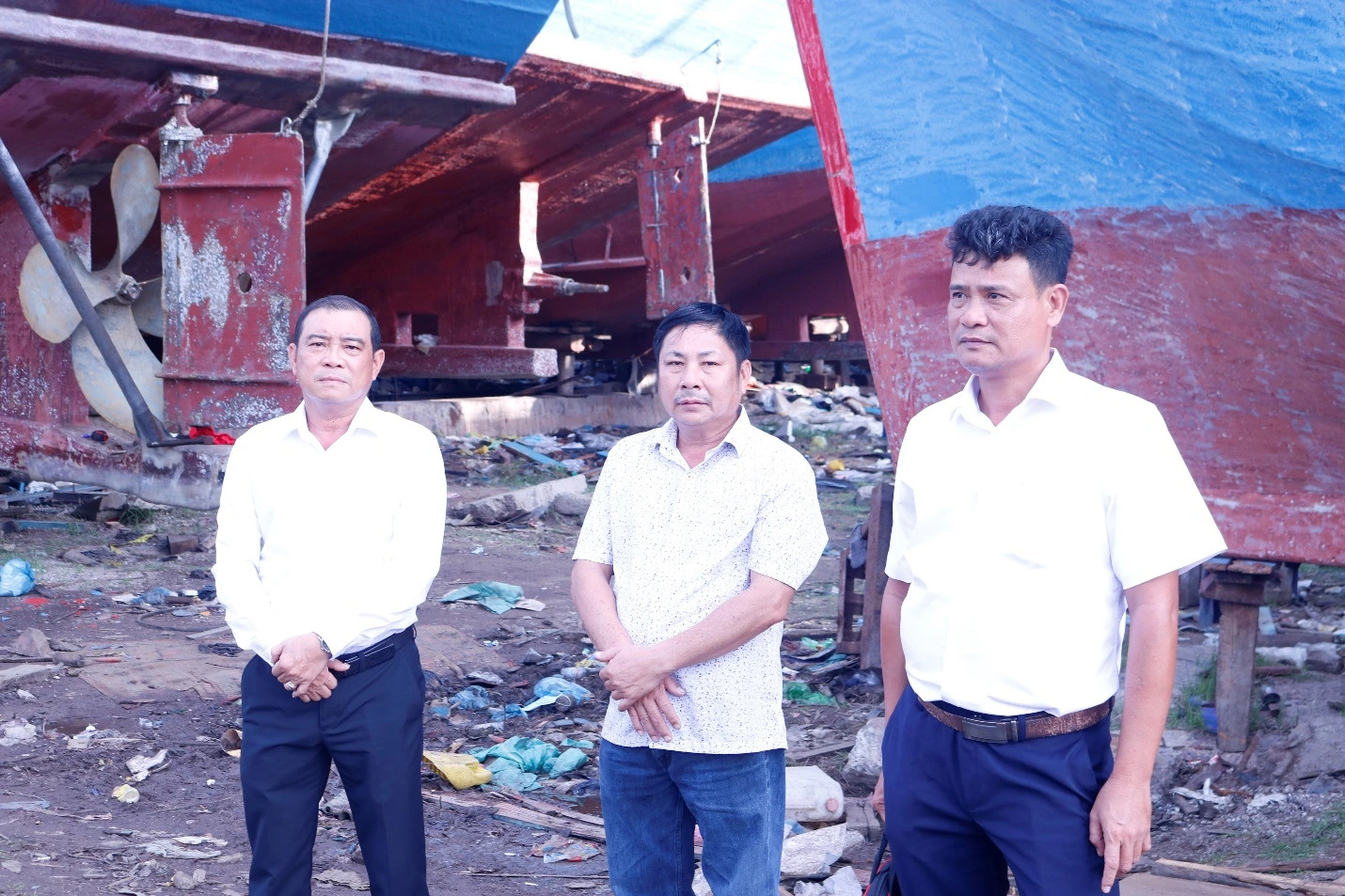 Bảo Minh Thăm Hỏi Khách Hàng Trong Vụ Cháy Tàu Cá Ở Bình Thuận